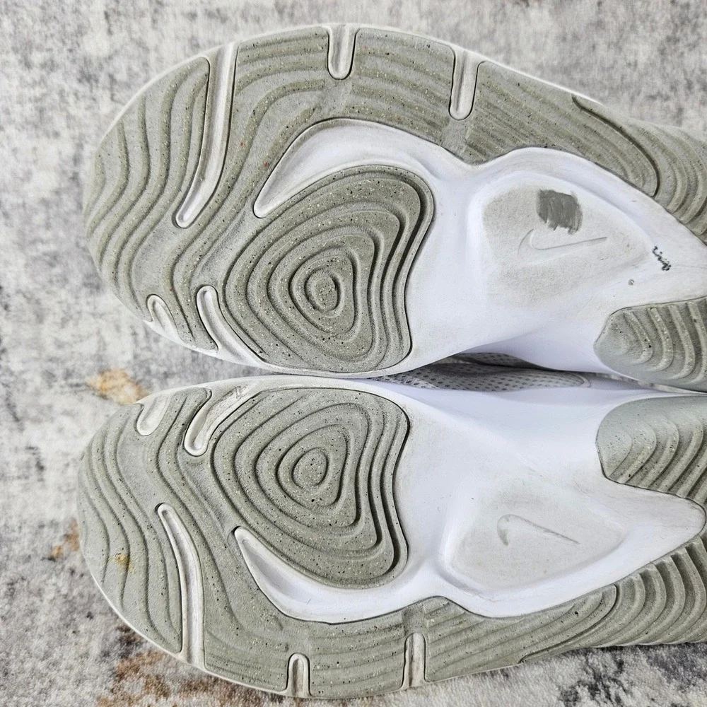 Nike Legend Essential 3 Next Nature Training Shoes Womens 9 White DM1119-100